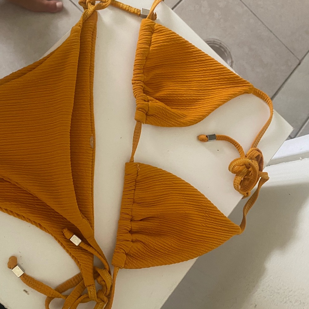 Mustard yellow ribbed bikini